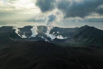 Filippine, vulcano Taal a rischio eruzione: migliaia di evacuati Filippine, vulcano Taal a rischio eruzione: migliaia di evacuati