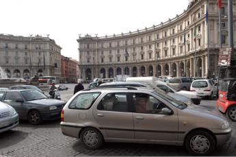 Roma, traffico record: solo Bogotà fa peggio