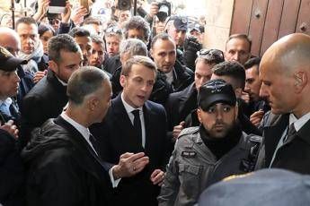 Gerusalemme, Macron perde la pazienza con agenti israeliani Gerusalemme, Macron perde la pazienza con agenti israeliani