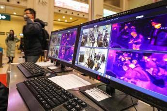 Virus Cina, il virologo: Prepariamoci a casi in Europa Virus Cina, il virologo: Prepariamoci a casi in Europa