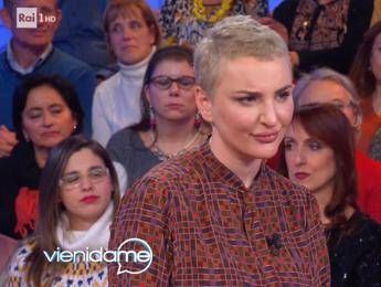 La 'nuova' Arisa: Ora mi diverto e vivo libera