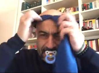 M5S, Paragone a Di Maio: Siete incapaci M5S, Paragone a Di Maio: Siete incapaci