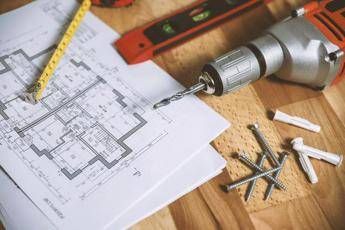 Ristrutturazione casa: fai-da-te vs professionista Ristrutturazione casa: fai-da-te vs professionista