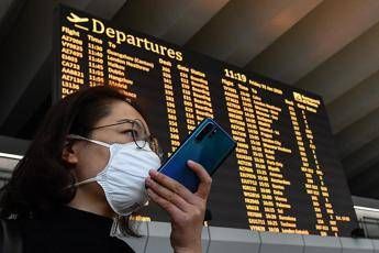 Virus, 400 brandine a Fiumicino per cinesi bloccati Virus, 400 brandine a Fiumicino per cinesi bloccati