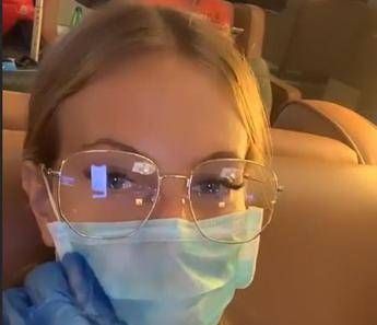 'Paura del virus', le influencer scoprono la mascherina 'Paura del virus', le influencer scoprono la mascherina