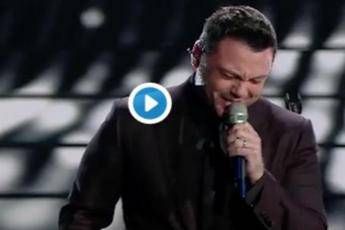 Sanremo, le lacrime di Tiziano Ferro per Mia Martini Sanremo, le lacrime di Tiziano Ferro per Mia Martini