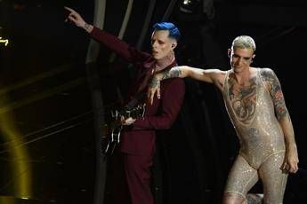 Chi è Boss Doms, il chitarrista di Achille Lauro Chi è Boss Doms, il chitarrista di Achille Lauro