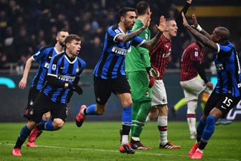 Derby nerazzurro, Inter-Milan 4-2 e Conte in vetta /Classifica