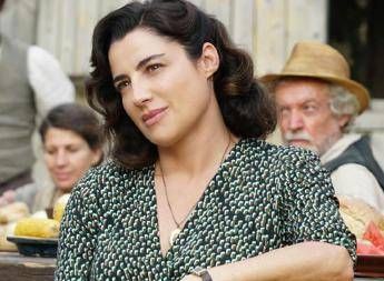 Torna su Rai1 Carmela, la madre coraggio de 'La vita promessa' Torna su Rai1 Carmela, la madre coraggio de 'La vita promessa'