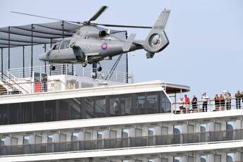 Coronavirus, allarme per 2 malati sbarcati dalla Westerdam Coronavirus, allarme per 2 malati sbarcati dalla Westerdam