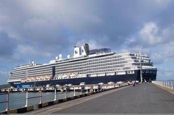 Coronavirus, 5 italiani su nave Westerland sotto controllo Coronavirus, 5 italiani su nave Westerland sotto controllo
