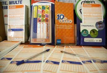 Dogane: Fanelli lascia direzione dei giochi, carica passa ad interim a Minenna Dogane: Fanelli lascia direzione dei giochi, carica passa ad interim a Minenna
