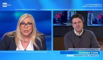 Coronavirus, Conte a Mara Venier: Preoccupazione sì, panico no Coronavirus, Conte a Mara Venier: Preoccupazione sì, panico no