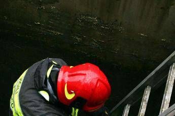 Roma, cadavere in un tombino Roma, cadavere in un tombino