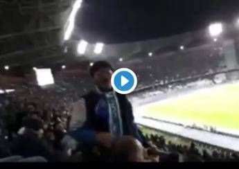 Non ho il coronavirus, tifoso cinese conquista lo stadio /Guarda Non ho il coronavirus, tifoso cinese conquista lo stadio /Guarda