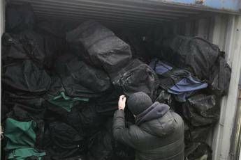 Sequestro record di cocaina, 3 tonnellate a Livorno Sequestro record di cocaina, 3 tonnellate a Livorno