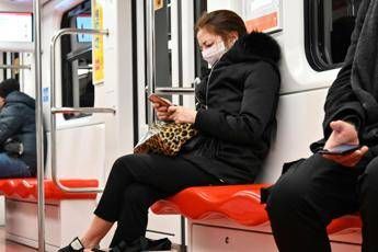 Coronavirus Lombardia, terapia intensiva per uno su dieci Coronavirus Lombardia, terapia intensiva per uno su dieci