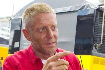Sacerdote accoltellato, Lapo Elkann: Preti di strada sono angeli Sacerdote accoltellato, Lapo Elkann: Preti di strada sono angeli