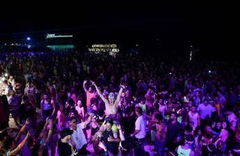 Coronavirus, Thailandia cancella Full Moon Party a Ko Phangan Coronavirus, Thailandia cancella Full Moon Party a Ko Phangan
