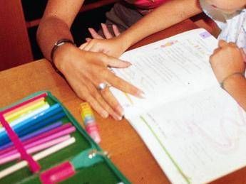 Coronavirus, tutti a caccia di baby-sitter Coronavirus, tutti a caccia di baby-sitter