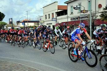 Coronavirus, annullate Tirreno-Adriatico e Milano-Sanremo Coronavirus, annullate Tirreno-Adriatico e Milano-Sanremo