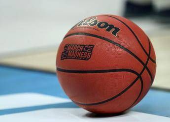 Basket, coronavirus cancella torneo Ncaa Basket, coronavirus cancella torneo Ncaa