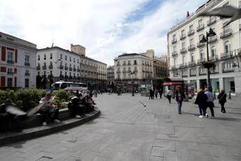 Covid Spagna, oggi 435 decessi: record seconda ondata Covid Spagna, oggi 435 decessi: record seconda ondata