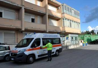 Coronavirus, 2 pazienti trasferiti da Bergamo a Palermo Coronavirus, 2 pazienti trasferiti da Bergamo a Palermo