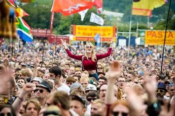 Coronavirus, Londra cancella il festival di Glastonbury