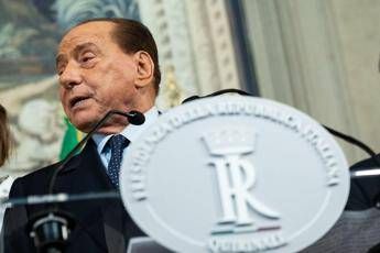 Coronavirus, Berlusconi a Mattarella: Fi collabora ma governo accolga proposte Coronavirus, Berlusconi a Mattarella: Fi collabora ma governo accolga proposte