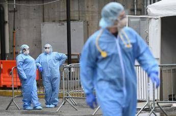 Coronavirus, 29 morti a New York: Qui cuore della crisi Usa Coronavirus, 29 morti a New York: Qui cuore della crisi Usa