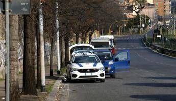 Coronavirus, a Roma controlli su tutte le auto Coronavirus, a Roma controlli su tutte le auto
