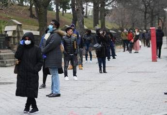 Coronavirus, oltre 10mila casi nello stato di New York Coronavirus, oltre 10mila casi nello stato di New York