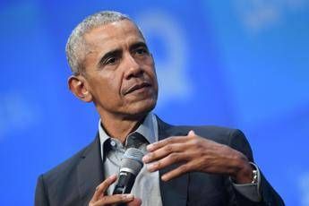 Floyd, Obama: Giorni tragici che possono cambiare l'America Floyd, Obama: Giorni tragici che possono cambiare l'America