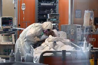 Coronavirus, Bernabei: 23 i morti under 40, 15 avevano altre patologie Coronavirus, Bernabei: 23 i morti under 40, 15 avevano altre patologie