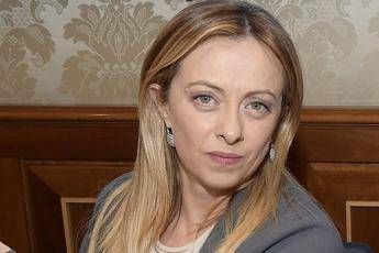 Meloni a Conte: Non lavora con le tenebre? Allora dica sì a voto su Mes in Aula Meloni a Conte: Non lavora con le tenebre? Allora dica sì a voto su Mes in Aula