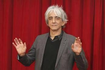 Coronavirus, Sergio Rubini: Non c'è solo il virus, sosteniamo i malati di cancro' Coronavirus, Sergio Rubini: Non c'è solo il virus, sosteniamo i malati di cancro'