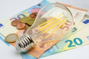 Bollette, al via riduzione di 600 milioni di euro per piccole imprese Bollette, al via riduzione di 600 milioni di euro per piccole imprese