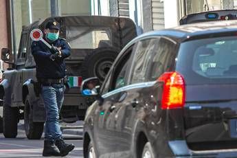 Coronavirus, quasi 8mila sanzioni in un giorno Coronavirus, quasi 8mila sanzioni in un giorno