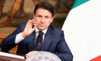 Conte: Nuove misure dal 4 maggio, ecco cosa cambia Conte: Nuove misure dal 4 maggio, ecco cosa cambia
