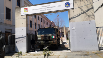 Esercito in aiuto al Governatore Musumeci, distribuiti otto tonnellate dispositivi protezione