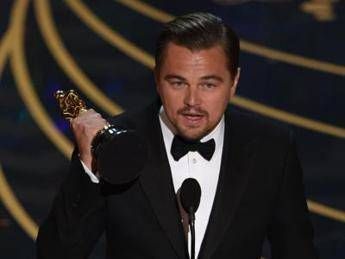 Coronavirus, Leo Di Caprio: Vuoi lavorare con me e Bob De Niro? Ora puoi Coronavirus, Leo Di Caprio: Vuoi lavorare con me e Bob De Niro? Ora puoi