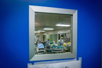 Coronavirus, 30 infermieri morti in Italia