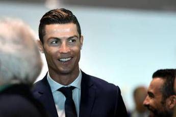 Coronavirus, Cristiano Ronaldo: Sempre sfidare se stessi, per me tempo di studiare Coronavirus, Cristiano Ronaldo: Sempre sfidare se stessi, per me tempo di studiare