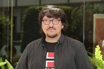 Coronavirus, Ricky Memphis: Commedia dopo crisi ha sempre fatto bene, così anche stavolta Coronavirus, Ricky Memphis: Commedia dopo crisi ha sempre fatto bene, così anche stavolta