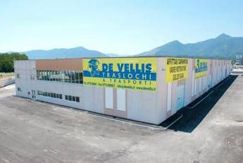 L'imprenditore De Vellis: Fare presto con liquidità, a rischio il Paese L'imprenditore De Vellis: Fare presto con liquidità, a rischio il Paese