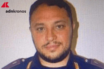 Napoli: poliziotto ucciso, l'amico sindacalista 'sempre solare nonostante le difficoltà' Napoli: poliziotto ucciso, l'amico sindacalista 'sempre solare nonostante le difficoltà'