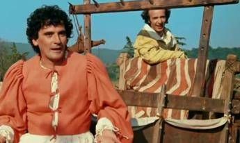 Coronavirus, su Twitter impazzano i #cinecongiunti Coronavirus, su Twitter impazzano i #cinecongiunti