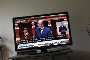 Francia, il premier: Il campionato di calcio non riprenderà Francia, il premier: Il campionato di calcio non riprenderà