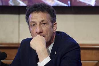 Leghista Gusmeroli in quarantena: In Aula vicino a deputato positivo Leghista Gusmeroli in quarantena: In Aula vicino a deputato positivo